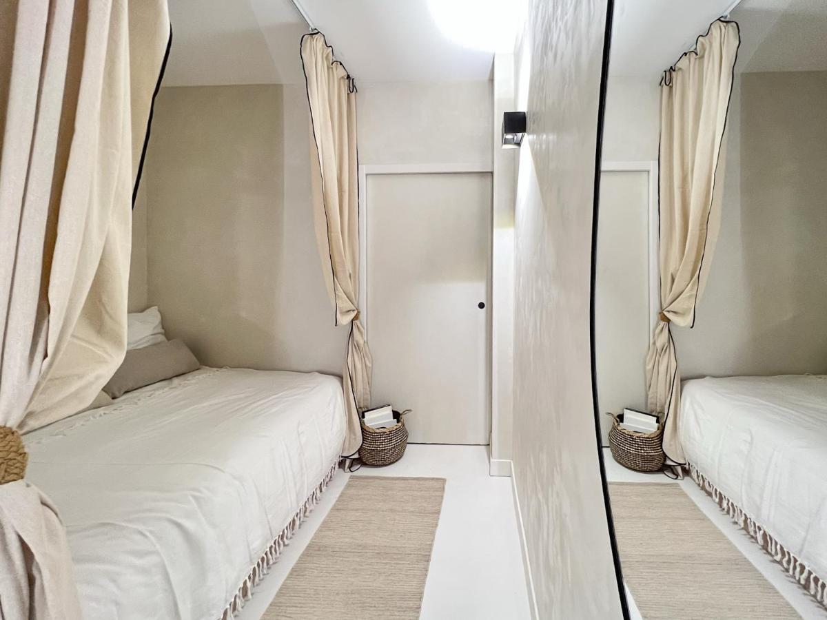 Superb Apartment Palais Royal Louvre Museum Free Netflix باريس المظهر الخارجي الصورة